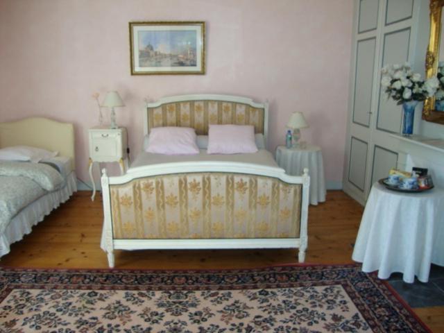 Au Charme Des Pommiers Bed & Breakfast Thiberville Luaran gambar