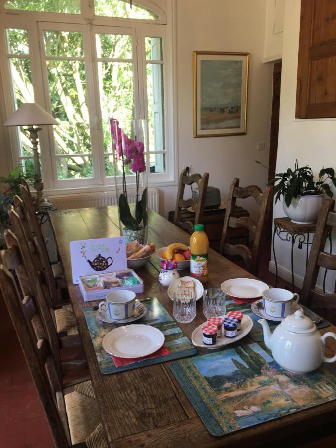 Au Charme Des Pommiers Bed & Breakfast Thiberville Luaran gambar